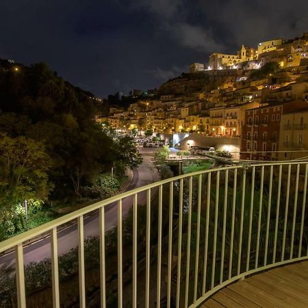 Ibla Rosso Lacca Apartment Ragusa Exterior photo