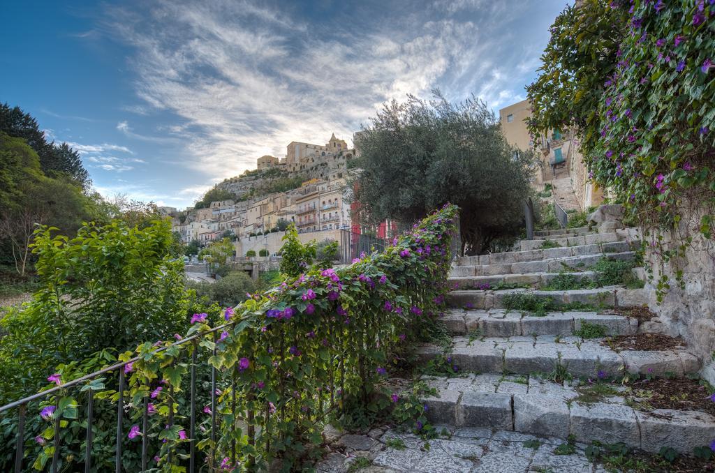 Ibla Rosso Lacca Apartment Ragusa Exterior photo